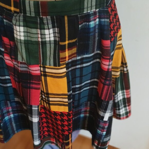 Almost Famous Multi-Colored Mini Plaid Skirt Size 1X Plus Size - Picture 7 of 7